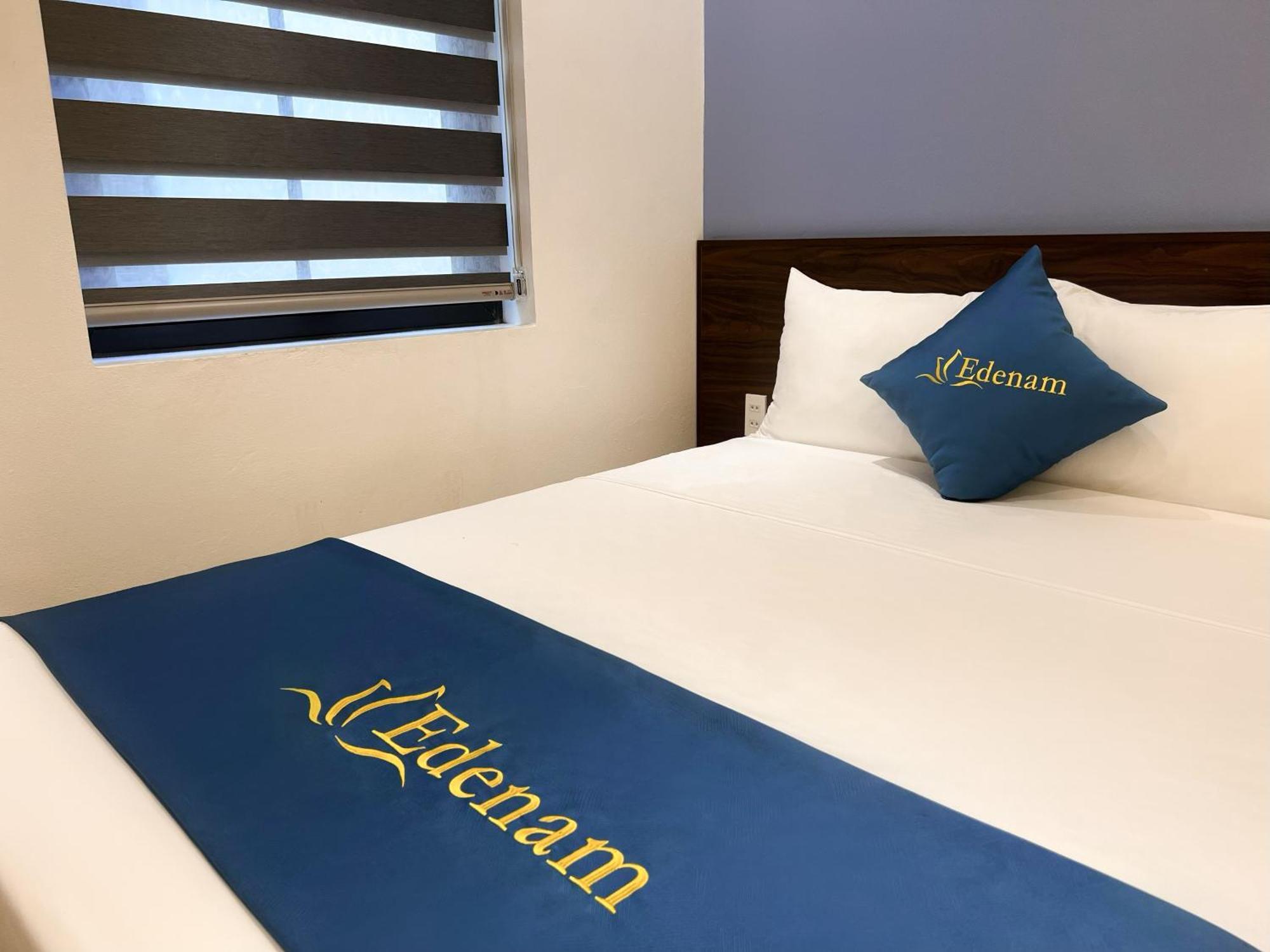Elysinam Boutique Hotel Ha Long Room photo