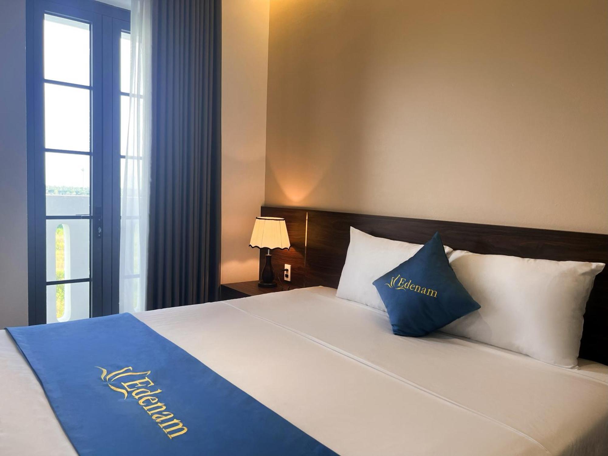 Elysinam Boutique Hotel Ha Long Room photo