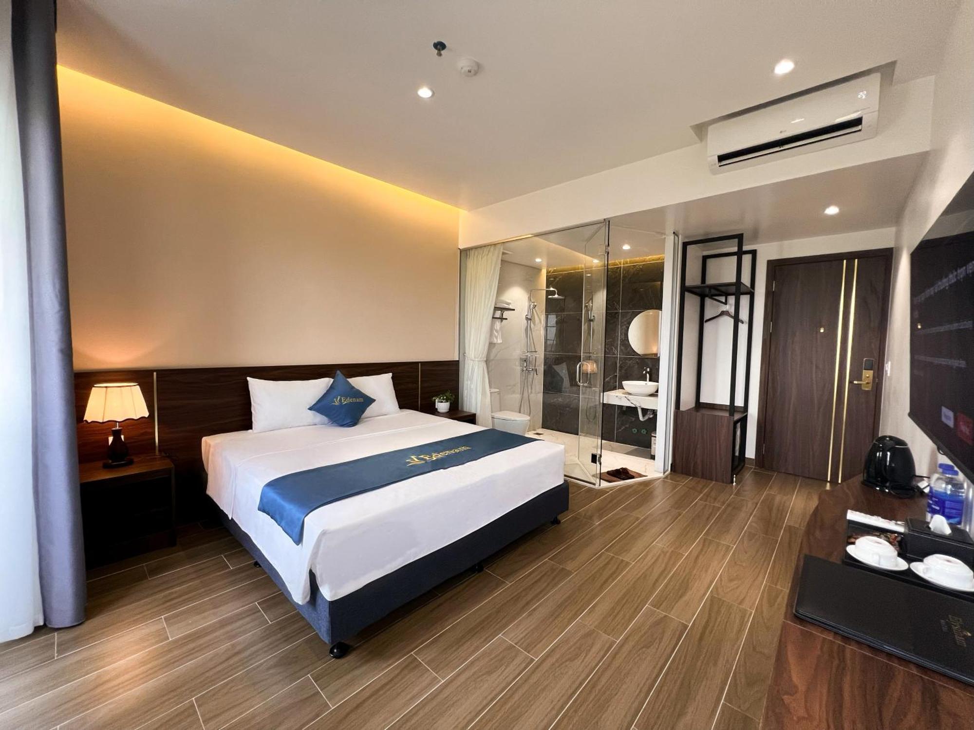 Elysinam Boutique Hotel Ha Long Room photo